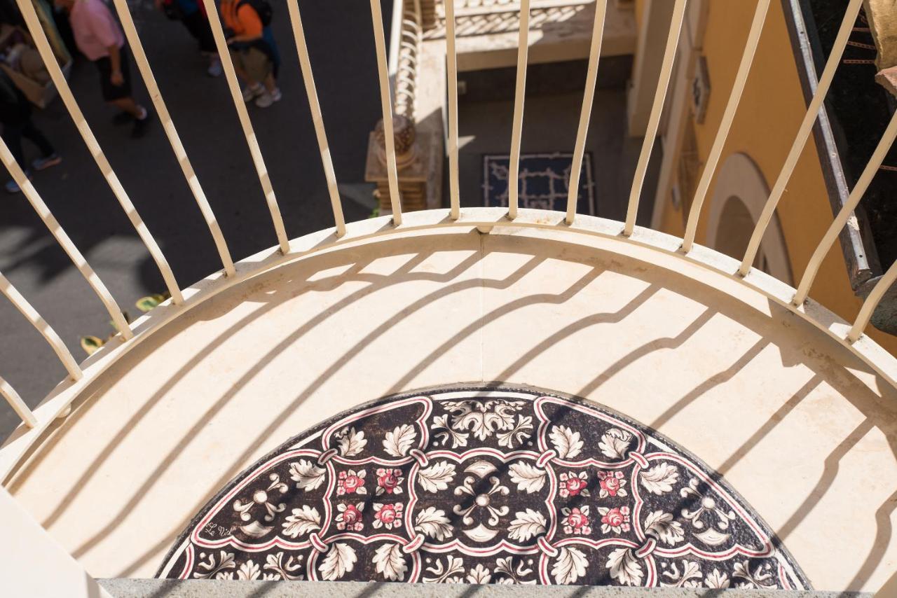Casa Turrisi Bed and Breakfast Taormina Exteriör bild