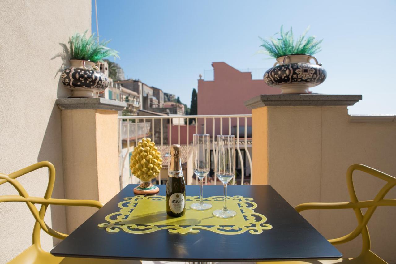Casa Turrisi Bed and Breakfast Taormina Exteriör bild